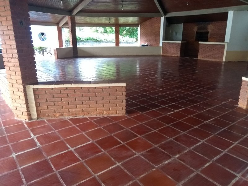 Chácara à venda Ville Saint James II com 2m² e 3 quartos por R$ 600.000 - 291970483-img-20191117-121712134.jpg