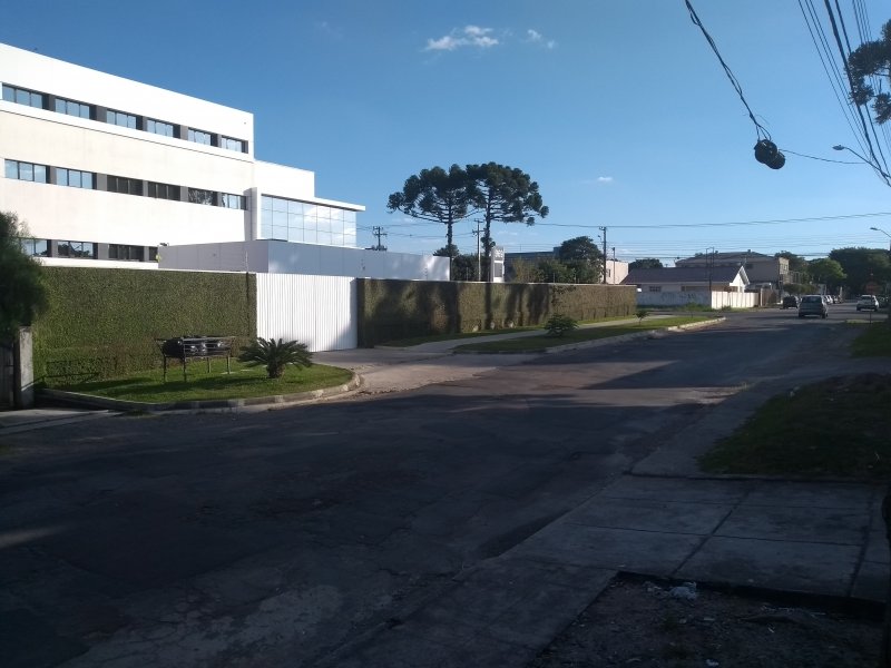 Casa à venda Hauer com 200m² e 3 quartos por R$ 680.000 - 1289368397-img-20180412-163323735.jpg