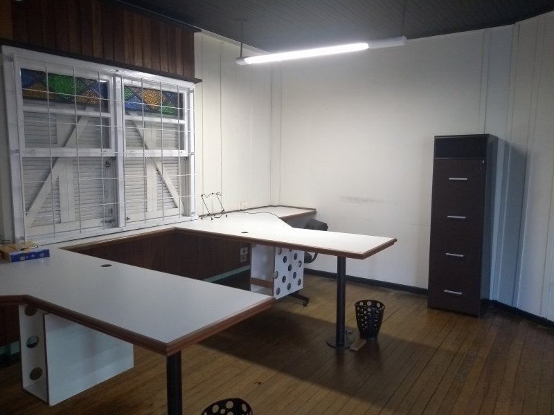 Casa à venda Hauer com 200m² e 3 quartos por R$ 680.000 - 1400529646-img-20180412-163439590.jpg