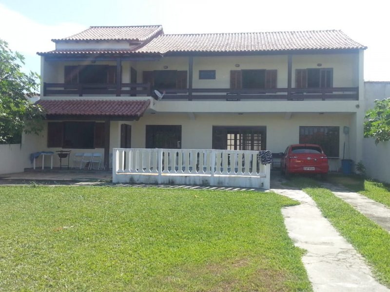 imóvel com 660m² - Bananeiras - Araruama