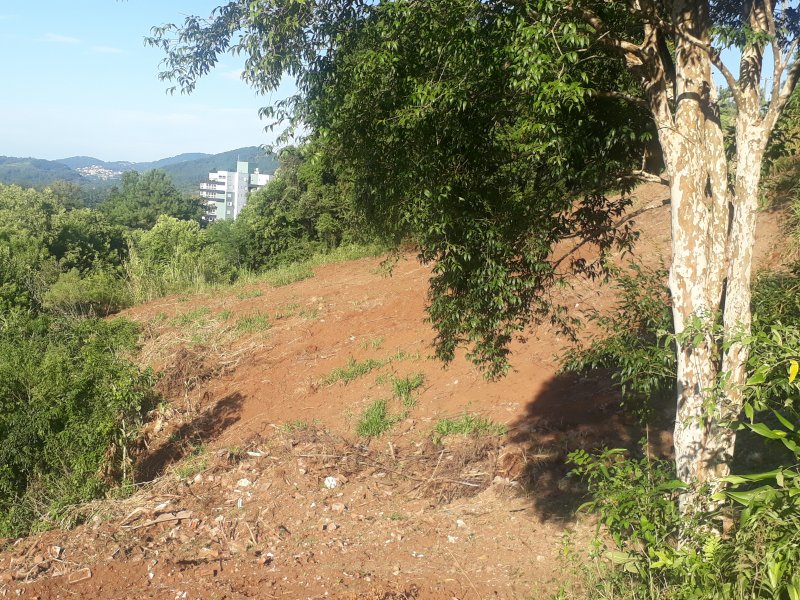 Terreno à venda Centro com 2700m² e  quartos por R$ 600.000 - 1692451016-20190305-081644.jpg