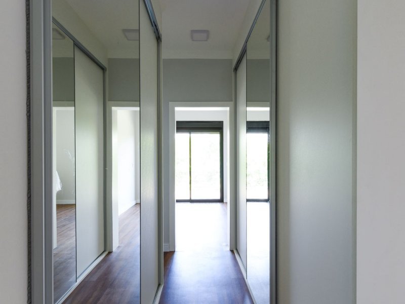 Casa de condomínio à venda Alphaville com 330m² e 3 quartos por R$ 1.750.000 - 1747562792-800x600-1825291153-closetsuitemaster.jpg