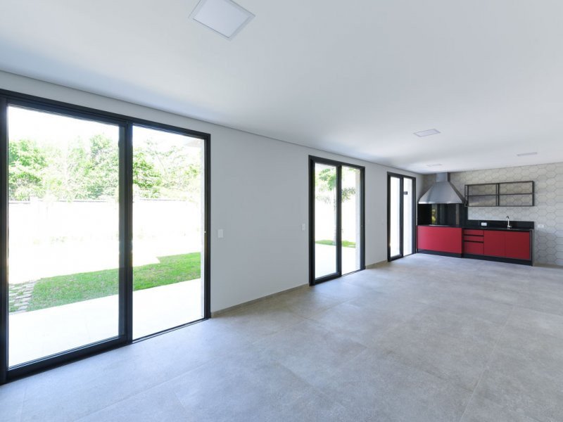 Casa de condomínio à venda Alphaville com 330m² e 3 quartos por R$ 1.750.000 - 1809500060-800x600-680775695-lazer2.jpg