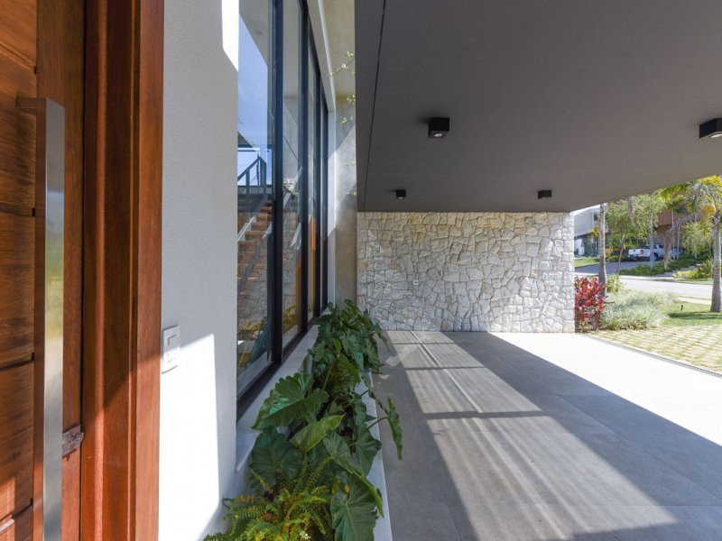 Casa de condomínio à venda Alphaville com 330m² e 3 quartos por R$ 1.750.000 - 1903071809-800x600-1703744857-garagem.jpg