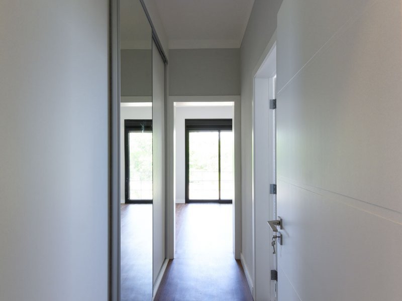 Casa de condomínio à venda Alphaville com 330m² e 3 quartos por R$ 1.750.000 - 2004972692-800x600-2015816471-closetsuite3.jpg
