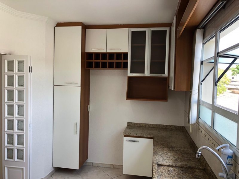 Casa de condomínio à venda Demarchi com 137m² e 3 quartos por R$ 510.000 - 1045351277-12-cozinha.jpg