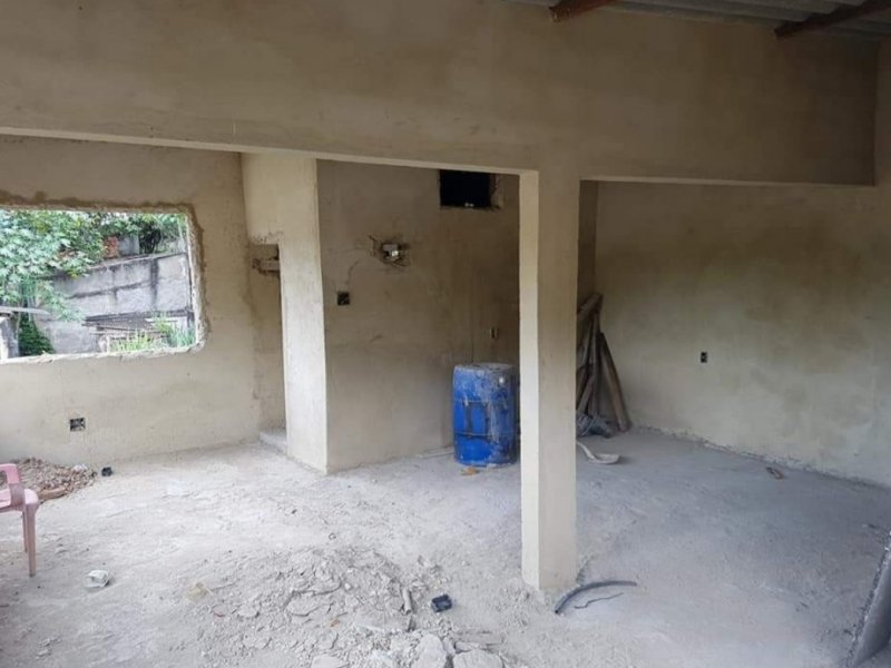 Casa à venda Sen. Vasconcelos com 70m² e 4 quartos por R$ 165.000 - 1552139192-20200104-170143.jpg