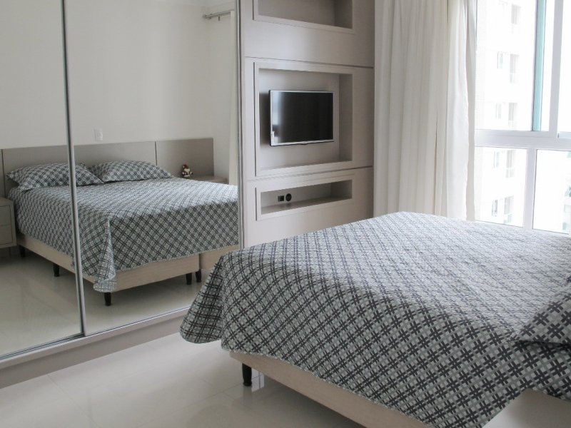 Apartamento à venda Meia Praia com 210m² e 4 quartos por R$ 1.390.000 - 408411080-img-20190306-wa0008.jpg