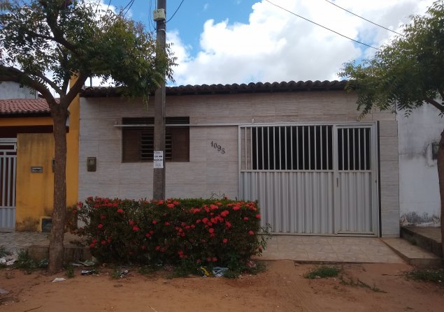 imóvel com 90m²