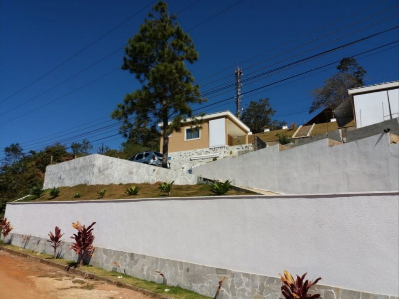 imóvel com 1080m² - Albuquerque - Teresópolis