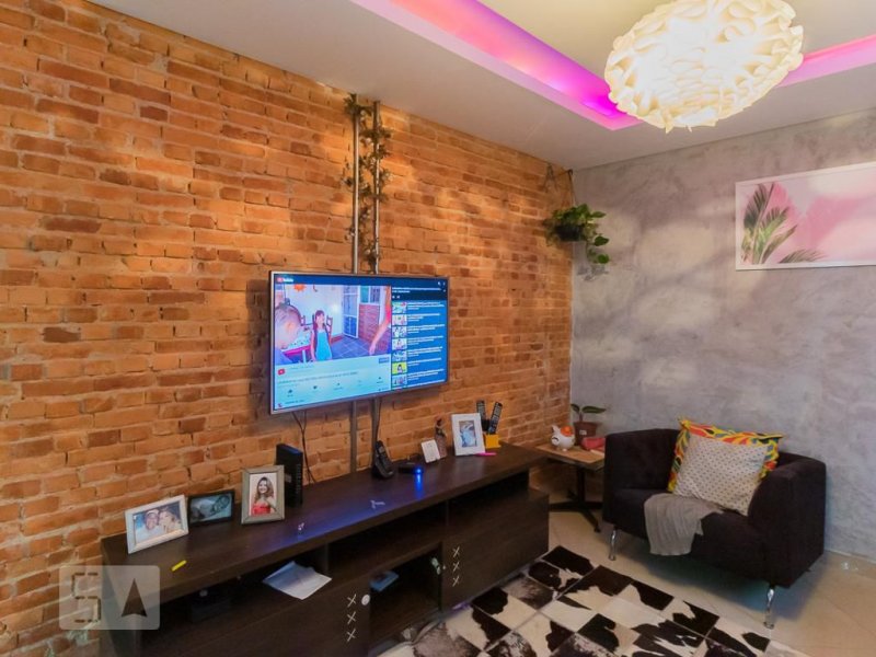 Casa à venda Chácara Cruzeiro do Sul com 162m² e 3 quartos por R$ 410 - 2058090555-01-sala-02.jpg