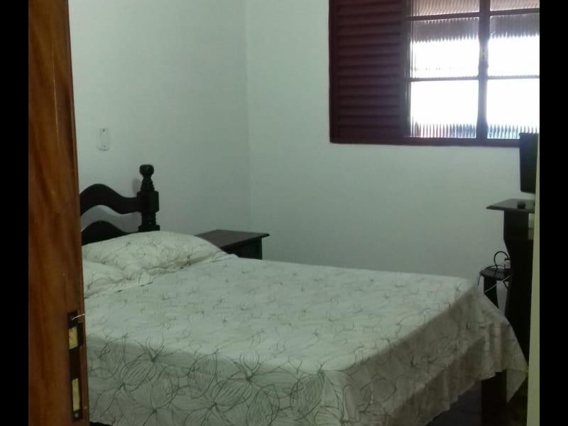 Casa à venda Vila Nossa Senhora das Gracas com 180m² e 3 quartos por R$ 310.000 - 1972597292-casa-quarto.jpg