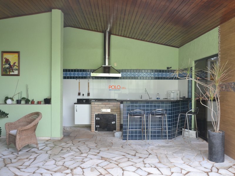 Casa à venda Jardim Karaíba com 259m² e 3 quartos por R$ 630.000 - 1197325007-55654d55-6609-4d7f-8d0d-258147d9f1b1.jpeg