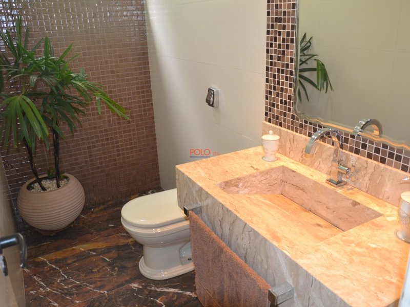 Casa à venda Jardim Karaíba com 259m² e 3 quartos por R$ 630.000 - 1219653542-2f4a53c4-ba04-4db4-b924-6e657c1e35a5.jpeg