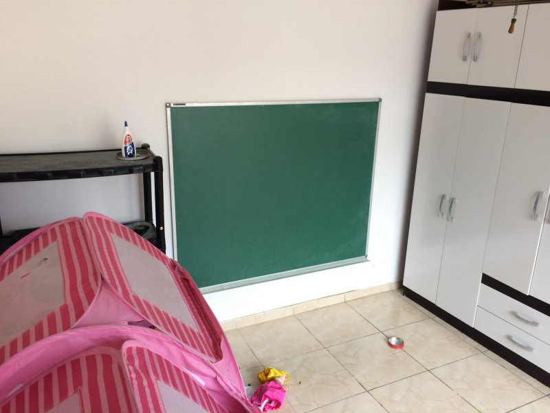 Casa à venda Jardim Melo com 170m² e 3 quartos por R$ 700.000 - 217965431-90abdad1-925f-431e-99c3-cee142625863.jpeg