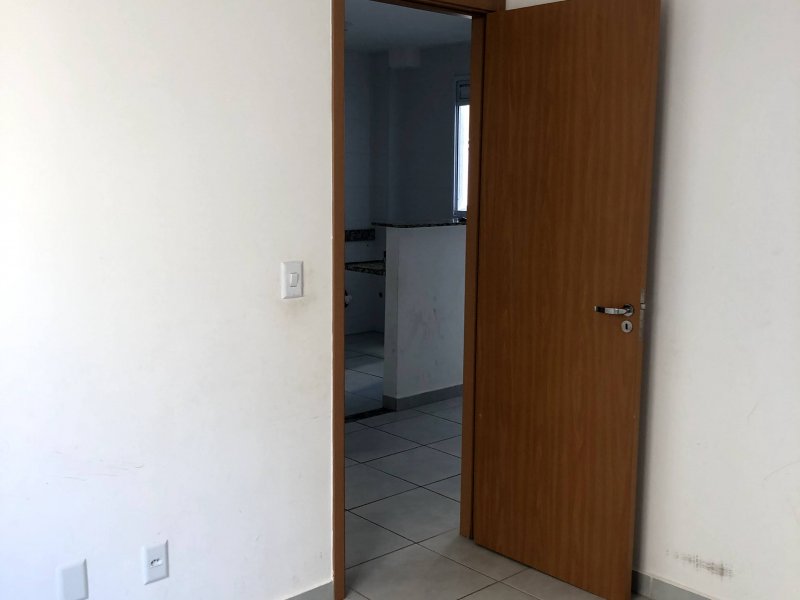 Apartamento à venda Chacaras Santa Inês com 47m² e 2 quartos por R$ 165.000 - 1736419977-img-5150.jpg