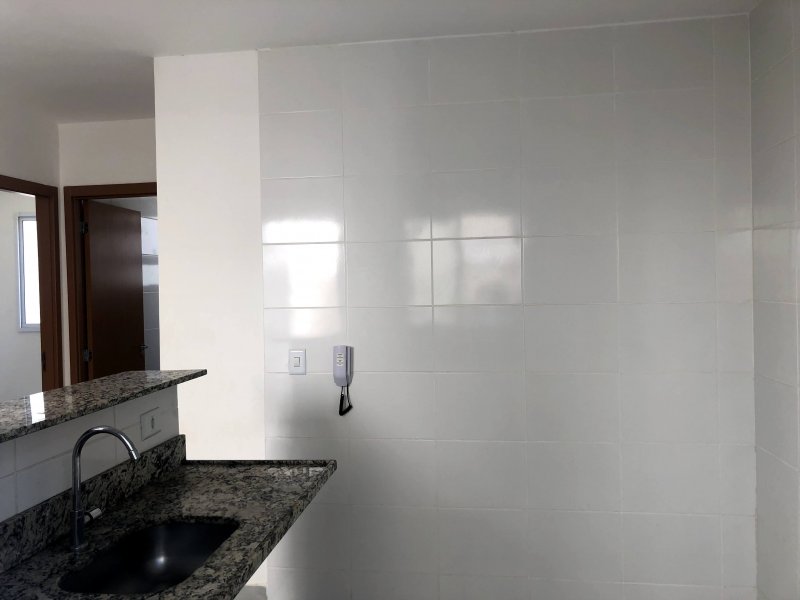 Apartamento à venda Chacaras Santa Inês com 47m² e 2 quartos por R$ 165.000 - 659573947-img-5173.jpg