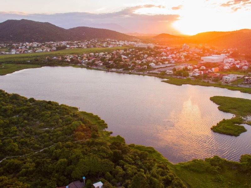 Apartamento à venda Lagoa Pequena com 285m² e 4 quartos por R$ 1.695.000 - 20653449-lagoinha-pequena-pousada-florianopolis-campeche.jpg