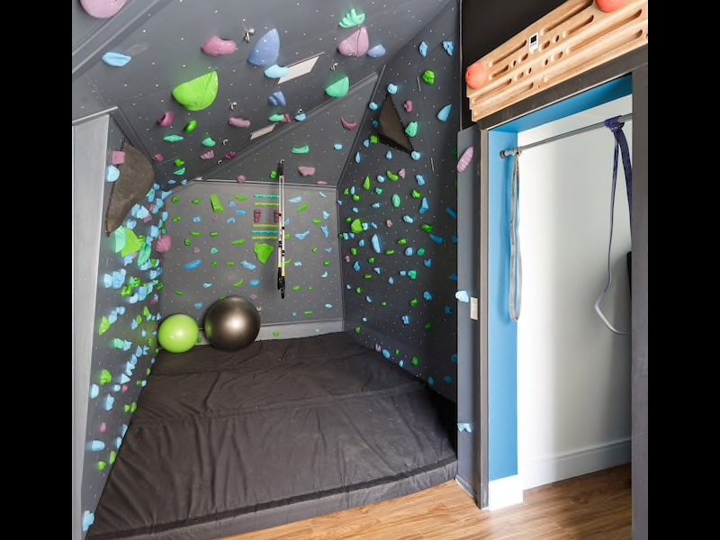 Apartamento à venda Lagoa Pequena com 285m² e 4 quartos por R$ 1.695.000 - 234412221-quarto-escalada.png