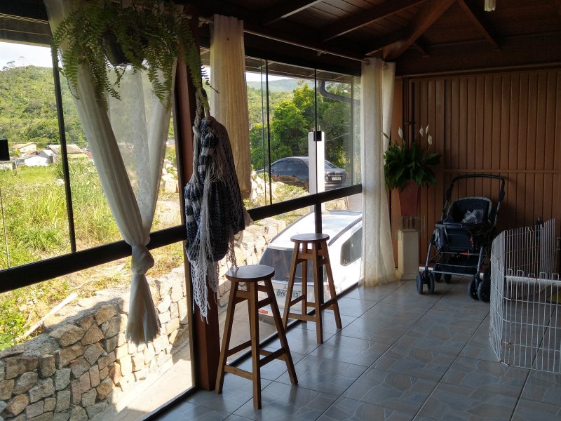 Casa à venda Sambaqui com 200m² e 3 quartos por R$ 450.000 - 126968552-img-20200120-160333318-hdr.jpg