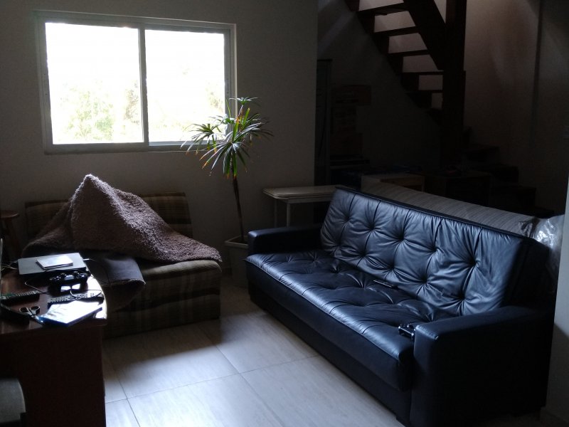 Casa à venda Sambaqui com 200m² e 3 quartos por R$ 450.000 - 1678893690-img-20200120-160500928.jpg