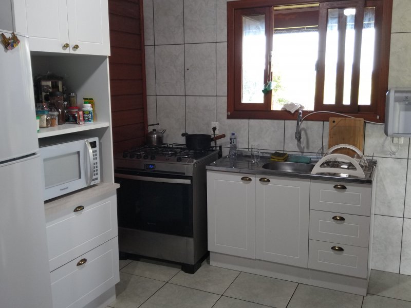Casa à venda Sambaqui com 200m² e 3 quartos por R$ 450.000 - 1794458875-img-20200120-160302624.jpg