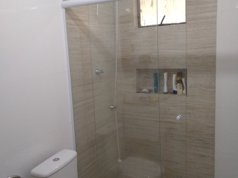 Casa à venda Sambaqui com 200m² e 3 quartos por R$ 450.000 - 932006881-img-20200120-160427268.jpg