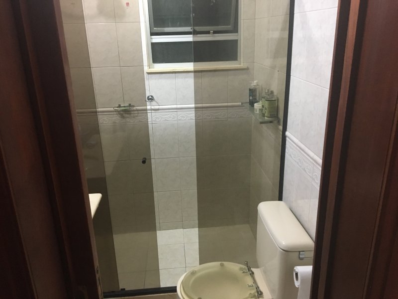 Apartamento à venda Fonseca com 100m² e 3 quartos por R$ 390.000 - 1337469603-banheiro1.JPG