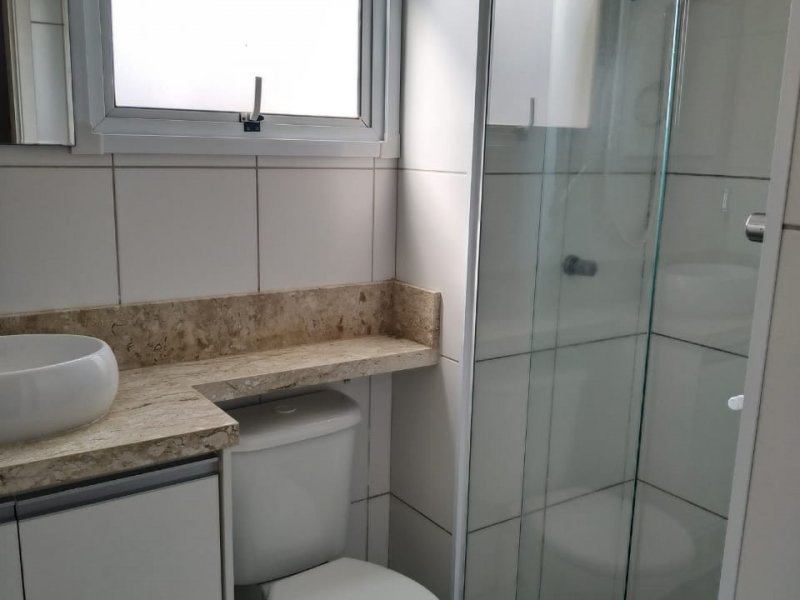 Apartamento à venda Residencial Guairá com 46m² e 2 quartos por R$ 180.000 - 2142115369-banheiro.jpg