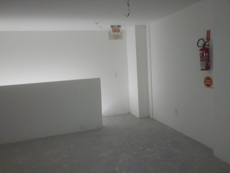 Comercial à venda Centro com 130m² e  quartos por R$ 500.000 - 374341530-20190126-102326.jpg