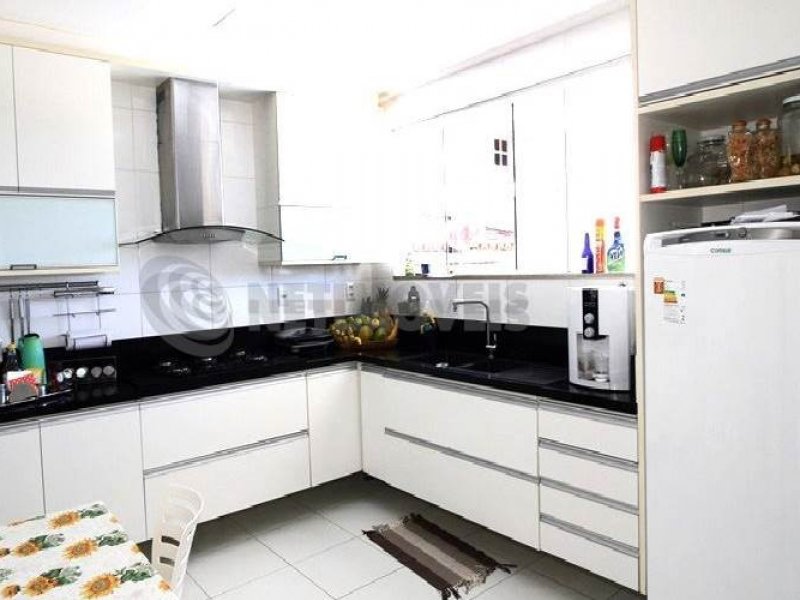 Casa à venda Fazenda Pitangueira com 550m² e 5 quartos por R$ 1.700.000 - 78171653-50b55458-3150-415c-99f9-811b81b812a3.jpeg
