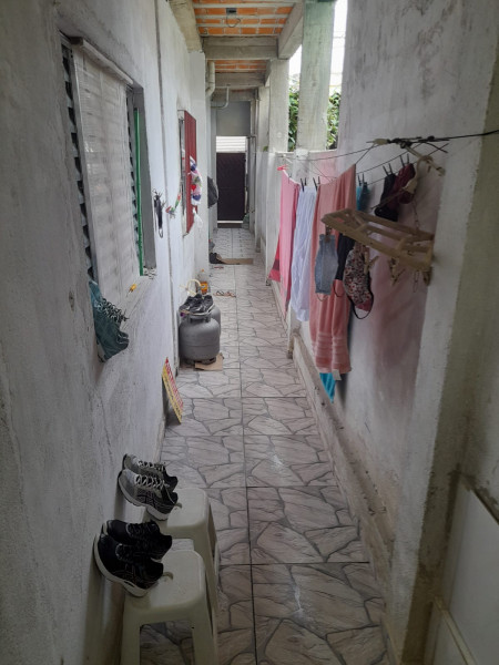 Casa à venda O Pequeno Coracao com 200m² e 2 quartos por R$ 150.000 - 407454494-1000056382.jpg