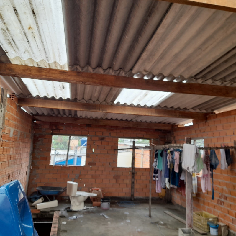 Casa à venda O Pequeno Coracao com 200m² e 2 quartos por R$ 150.000 - 643525811-1000036969.jpg