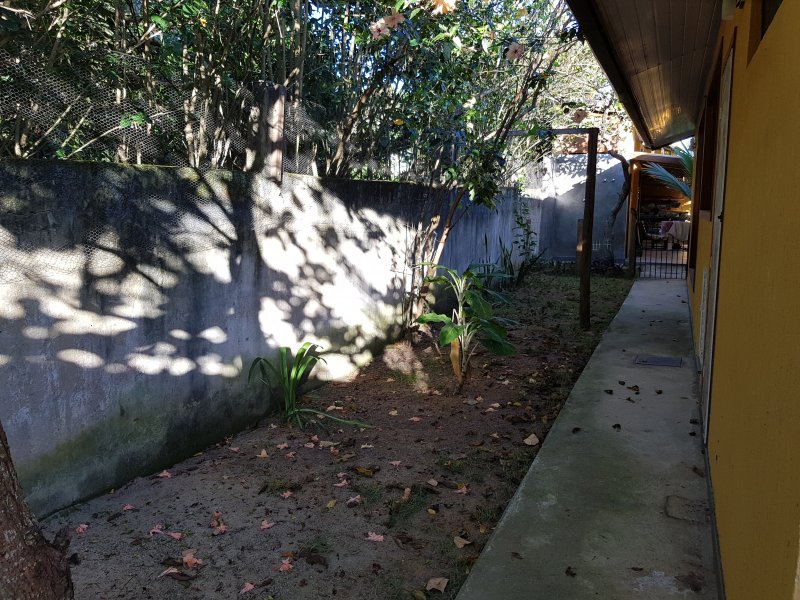 imóvel com 142m² - jardim - Saquarema