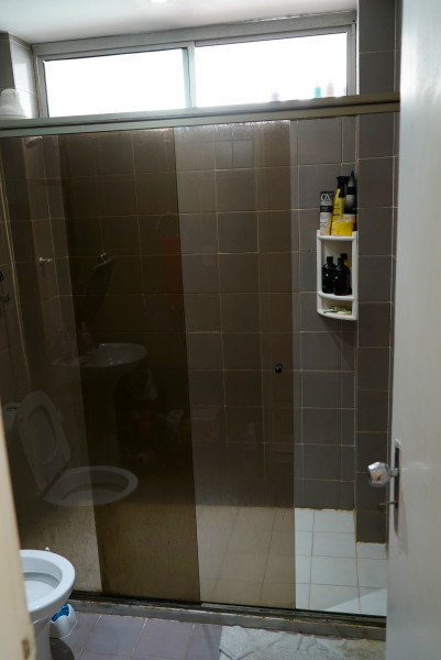 Apartamento à venda Jardim Maracana com 230m² e 4 quartos por R$ 450.000 - 1465626051-banheiro-social-3.jpg