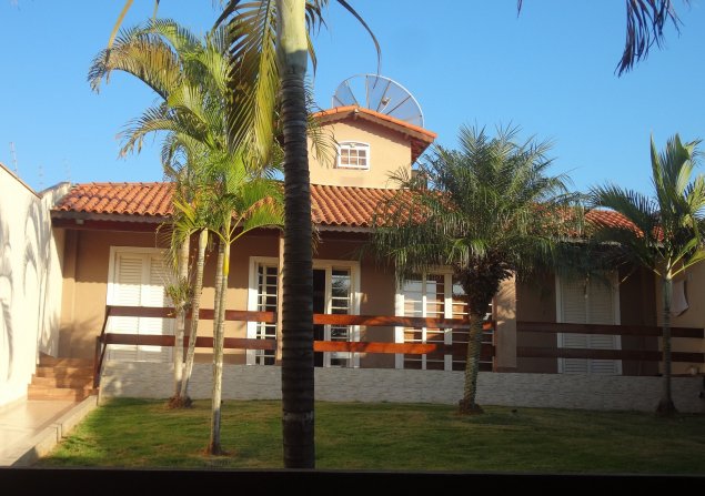 imóvel com 130m²