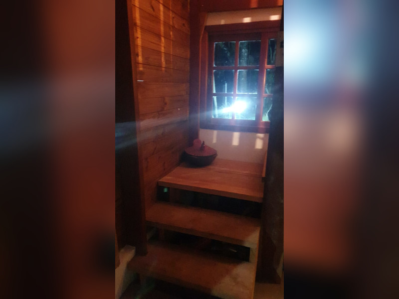 Chácara à venda Jardim Oliveira com 320m² e 3 quartos por R$ 200.000 - escada-mezanino2.jpg