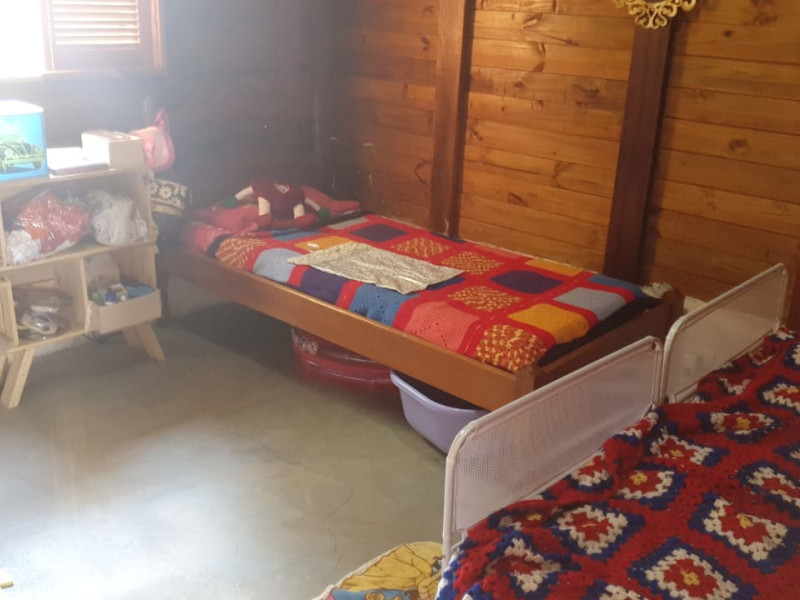 Chácara à venda Jardim Oliveira com 320m² e 3 quartos por R$ 200.000 - quarto2-4.jpg