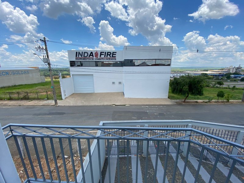 Apartamento à venda Jardim California com 4m² e 2 quartos por R$ 290.000 - 1633174430-apto-15-varanda-qurto-mirina.jpg