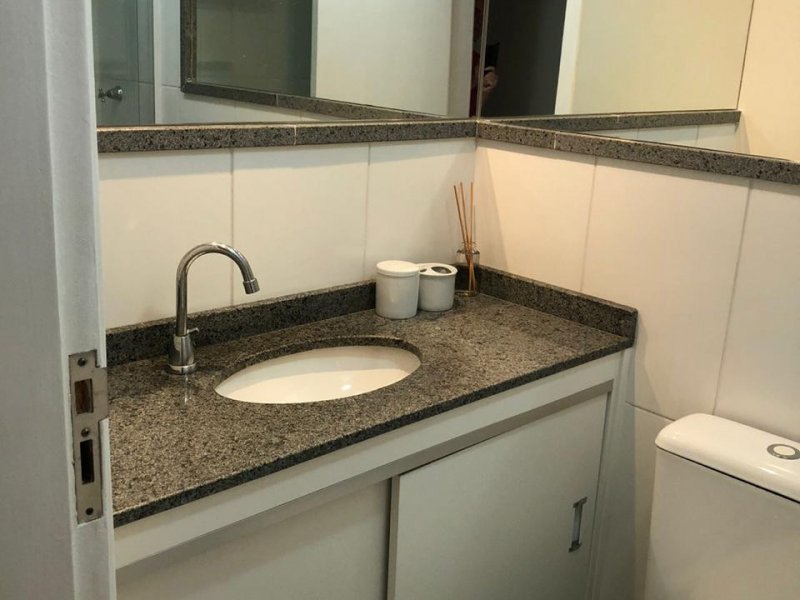 Apartamento à venda Jardim Chapadão com 60m² e 2 quartos por R$ 380.000 - 1052640951-banheiro-quarto.jpg