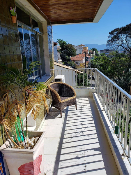 Apartamento à venda Vila Valqueire com 111m² e 2 quartos por R$ 1 - 541879657-varanda.jpg