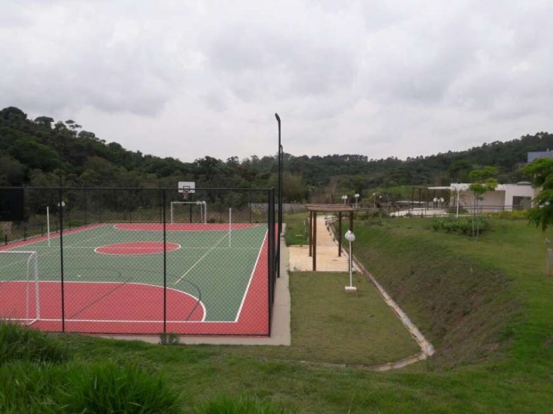 imóvel com 365m² - Capuava - Embu das Artes