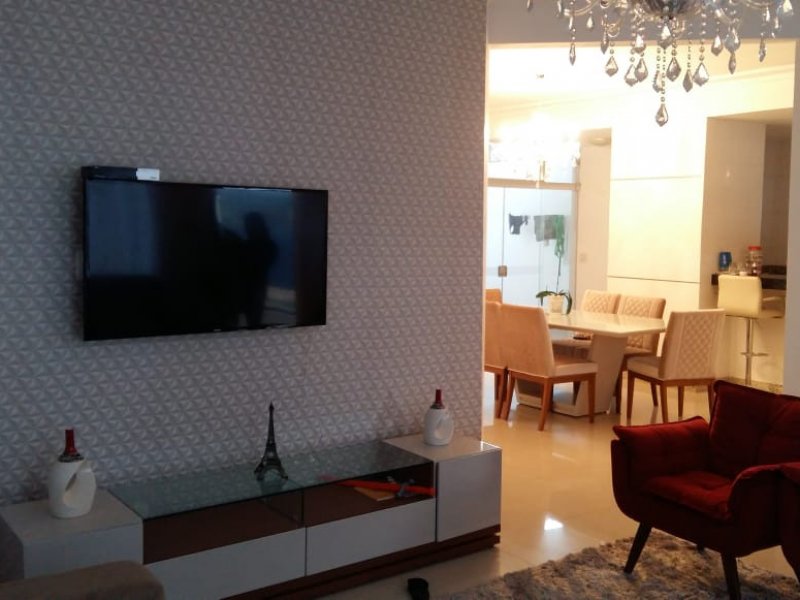 Casa à venda Lundcéia com 200m² e 3 quartos por R$ 710.000 - 1425614725-img-20191210-wa0019.jpg