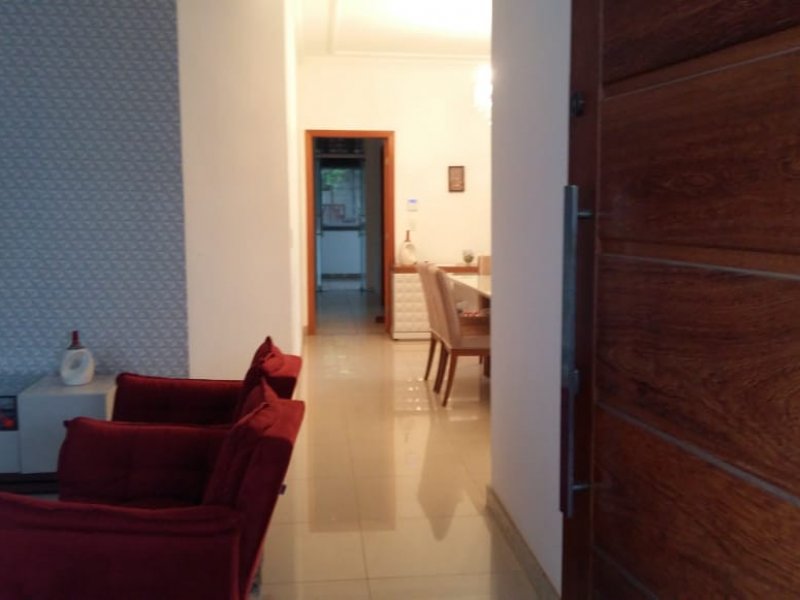 Casa à venda Lundcéia com 200m² e 3 quartos por R$ 710.000 - 1798692998-img-20191210-wa0017.jpg