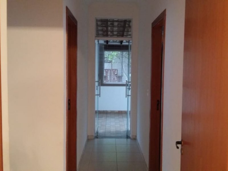 Casa à venda Lundcéia com 200m² e 3 quartos por R$ 710.000 - 1813736465-img-20191210-wa0025.jpg