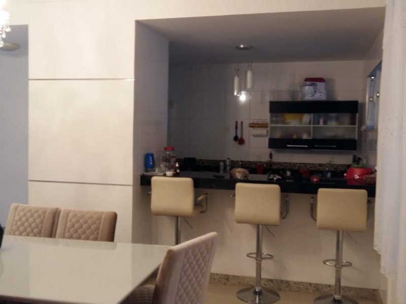 Casa à venda Lundcéia com 200m² e 3 quartos por R$ 710.000 - 724249010-img-20191210-wa0020.jpg