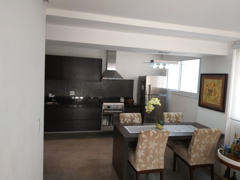 Casa de condomínio à venda Jardim Celeste com 89m² e 2 quartos por R$ 390.000 - 2098696016-503a0f12-64f6-4d72-a24e-78163d507f65.jpeg