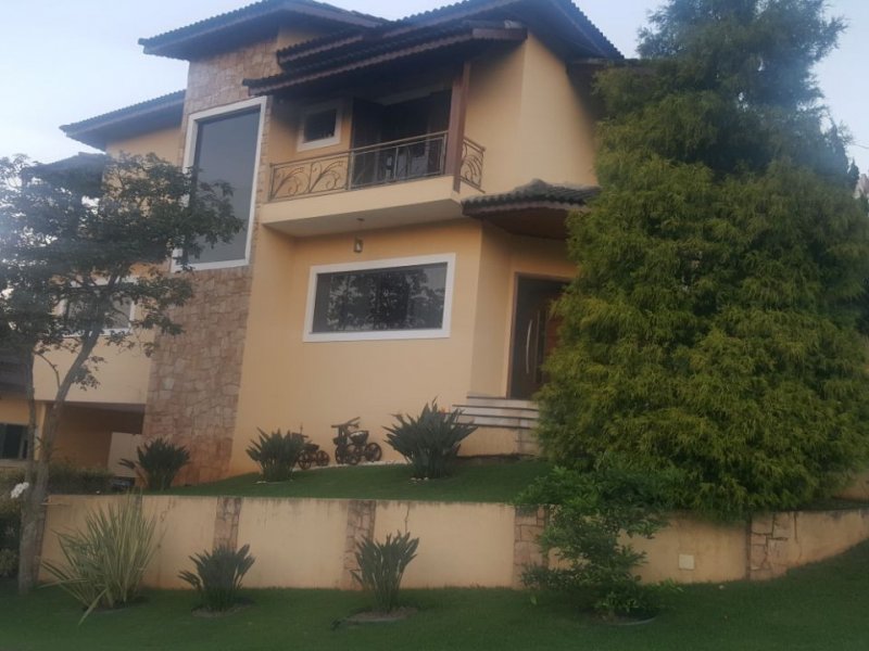 imóvel com 280m² - Condomínio Aruã - Mogi das Cruzes