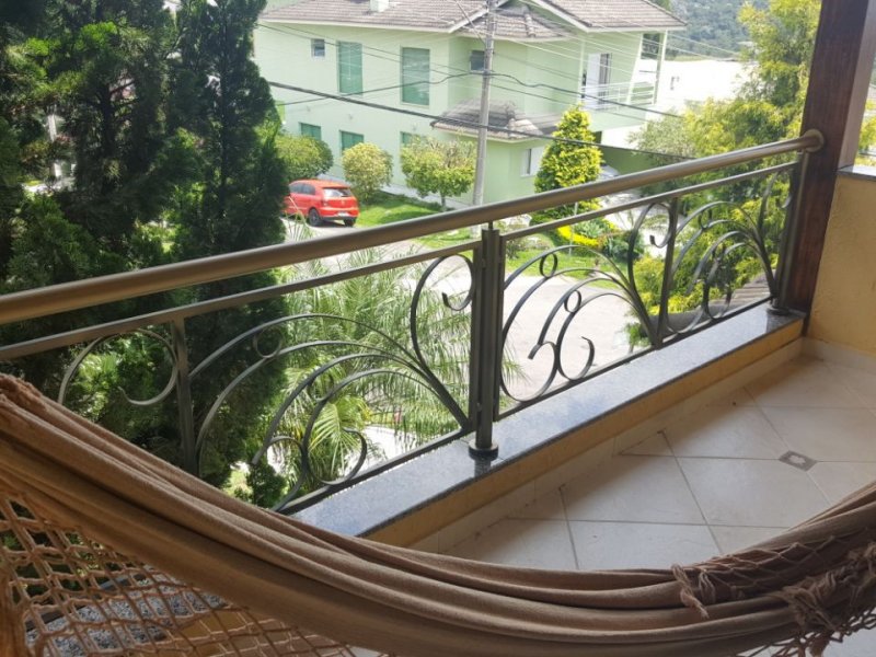imóvel com 280m² - Condomínio Aruã - Mogi das Cruzes