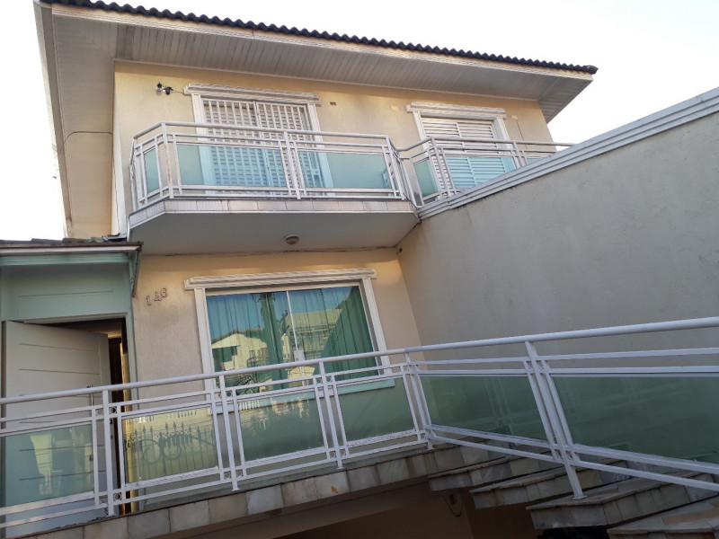 Casa à venda Arujá América com 162m² e 3 quartos por R$ 750.000 - 1488331678-63871aab-8b22-473e-9c29-4feb39bc4934.jpg
